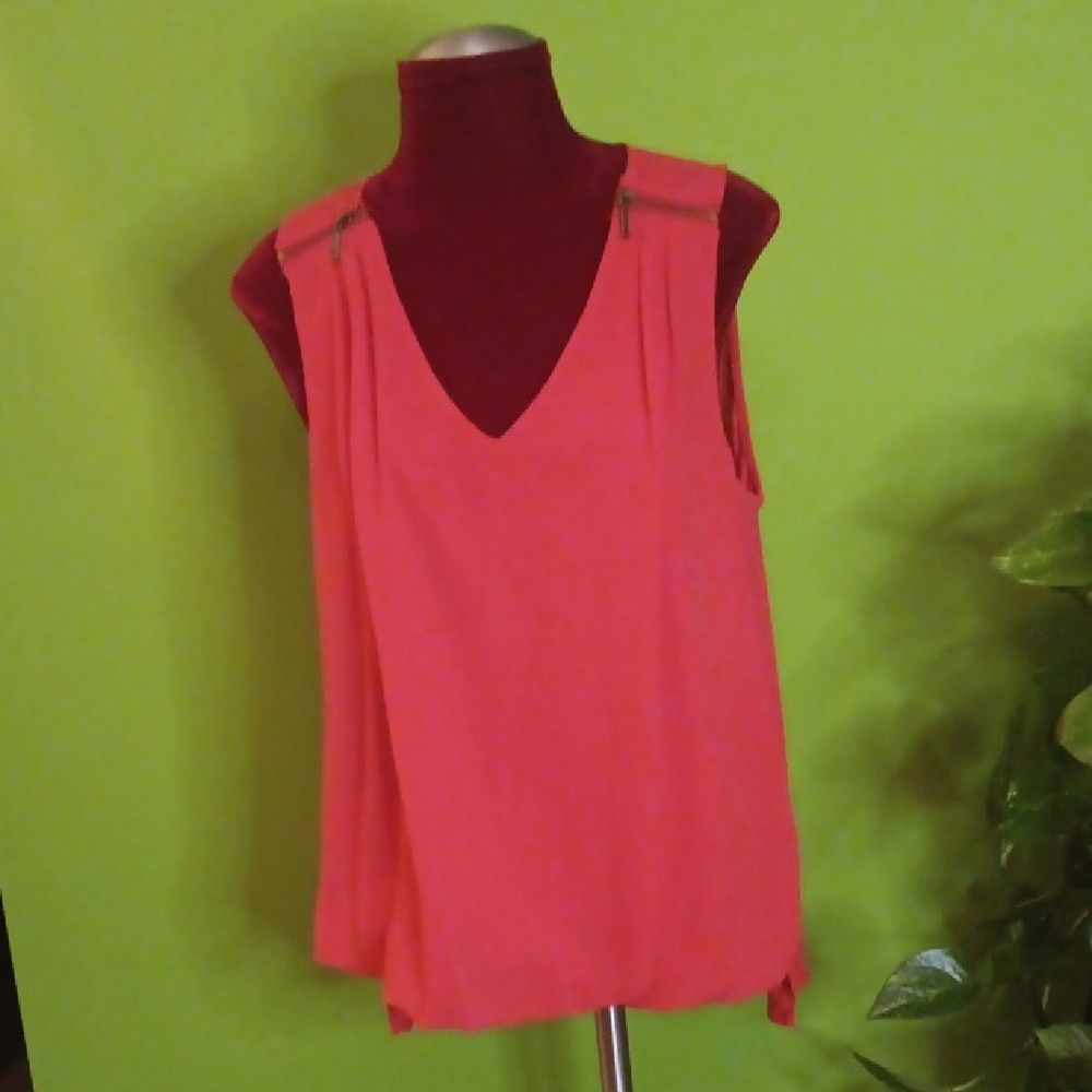 Iz Byer Red Sleeveless Blouse, Sz. Lg, 5/$50